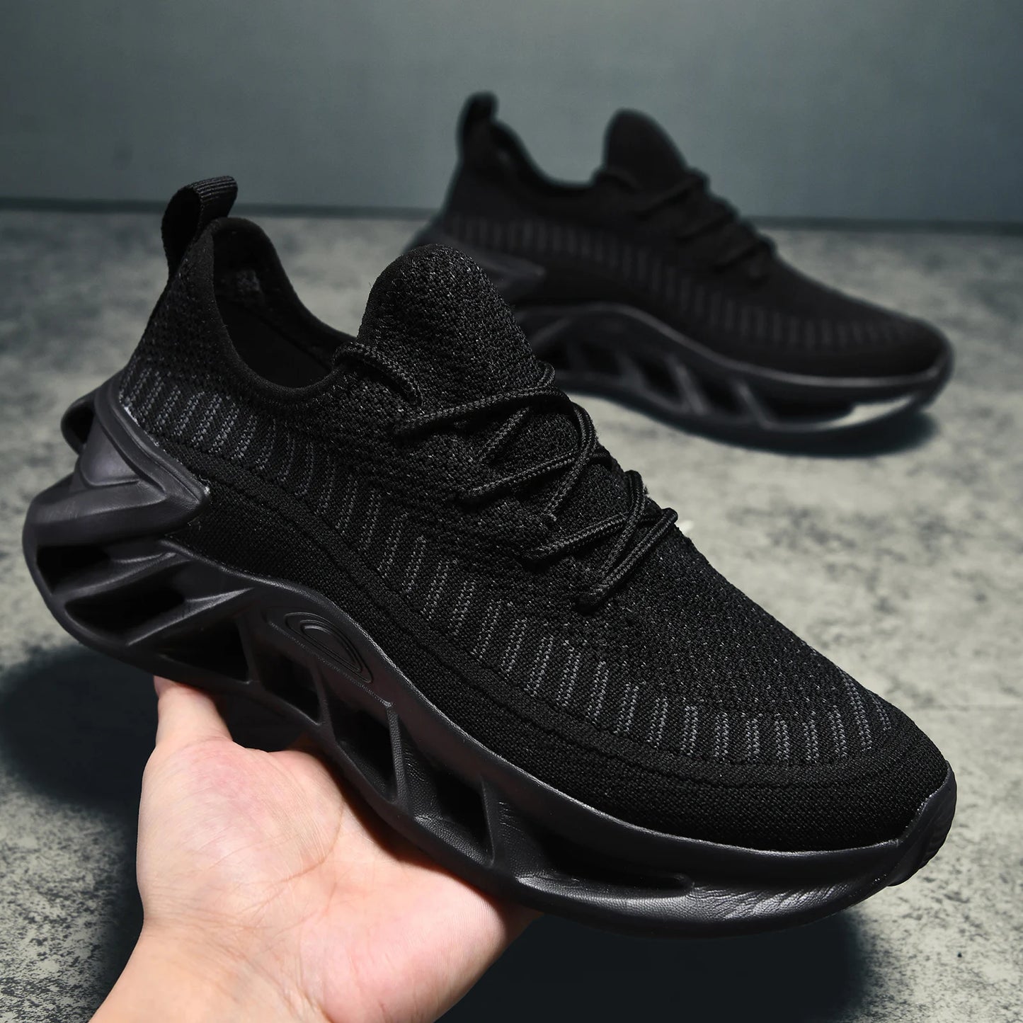Women's running shoes, breathable lightweight mesh